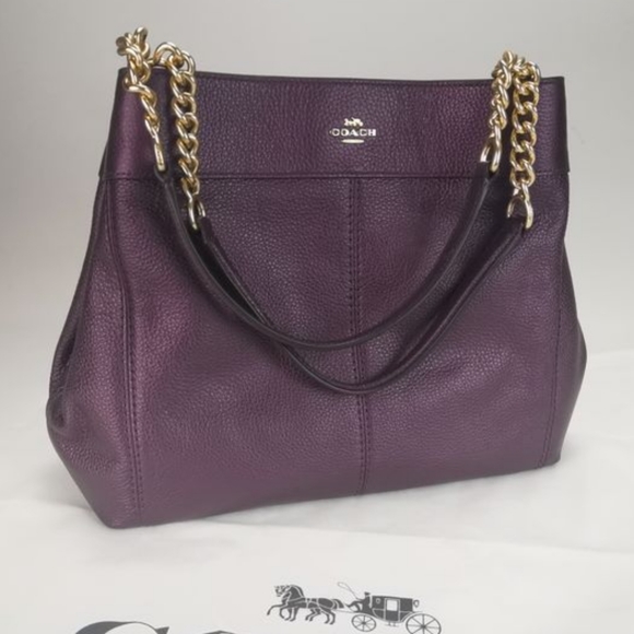 Coach Handbags - Coach Lexy Chain Shoulder Bag